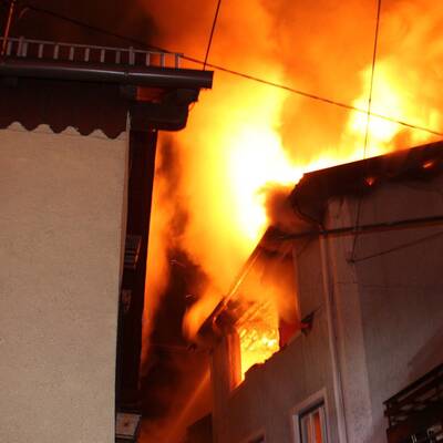 Wohnhaus in Flammen