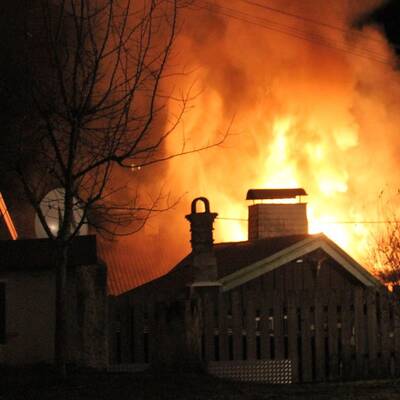 Wohnhaus in Flammen