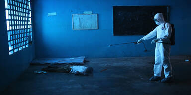 Ebola-Horror: Ärzte fliehen aus Spitälern