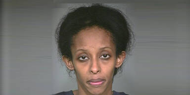 Mutter sperrt 5 Kinder in Schrank: 2 Tote