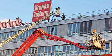 Feuer am Dach der &bdquo;Krone&ldquo;