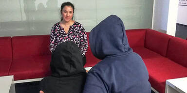 10-j&auml;hrige missbraucht Monika K.