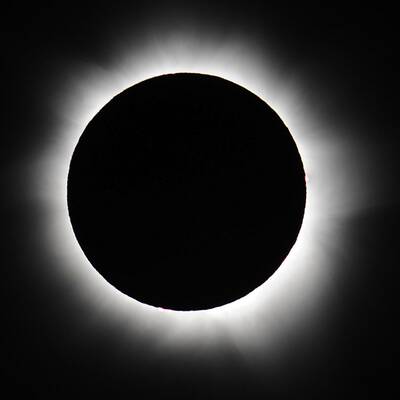 Totale Sonnenfinsternis in Australien