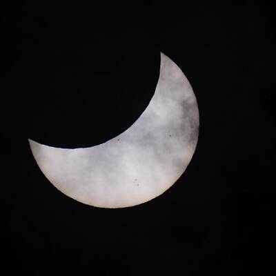 Totale Sonnenfinsternis in Australien