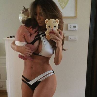 Sixpack-Model - so fit nach der Geburt