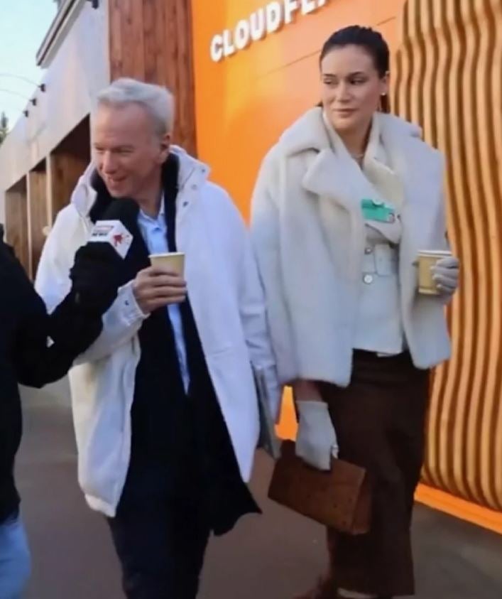 Gloria-Sophie Burkandt