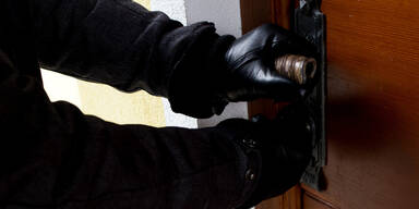 Dreist: Diebe brachen in Berliner Polizeipr&auml;sidium ein