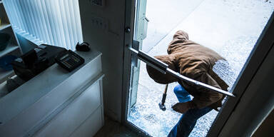 Einbruch in Juweliergesch&auml;ft