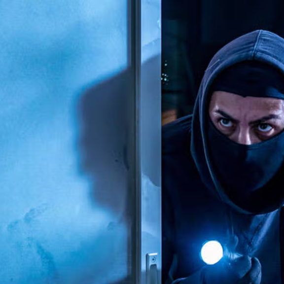 Einbruch an Weihnachten – Schüsse bei Polizei-Einsatz