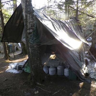 Einsiedler lebte 27 Jahre im Wald