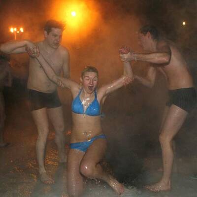 Eisbad als Reinigung