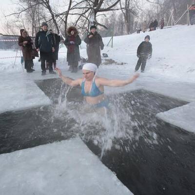 Eisbad als Reinigung