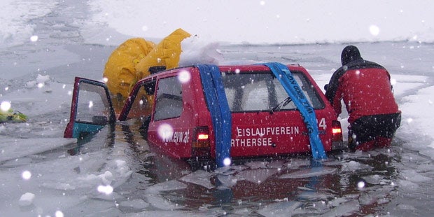 Wintereinbruch: Schnee-Chaos in Österreich