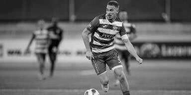 Fu&szlig;baller (25) stirbt bei Badeunfall