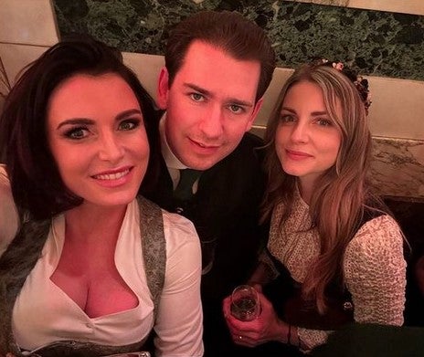 Elisabeth Köstinger mit Sebastian Kurz beim 101. Jägerball