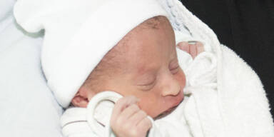 60-Jährige  bekommt  Zwillinge