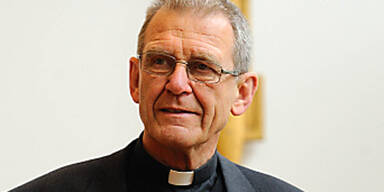 Bischof hat Schüler Rippe gebrochen