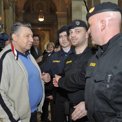 Helmut Elsner bei seinem Prozess vor dem OGH