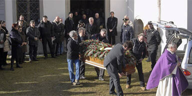 Eluana nur 20 km von Österreichs Grenze beerdigt