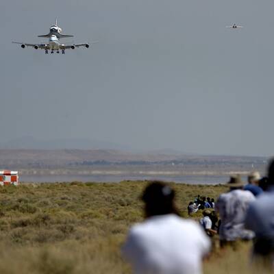 Endeavour sicher gelandet