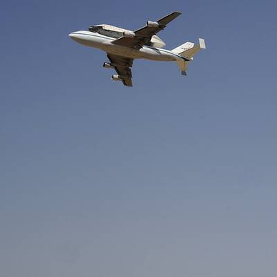 Endeavour sicher gelandet