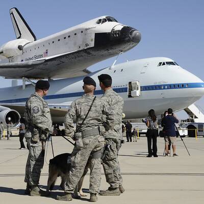 Endeavour sicher gelandet