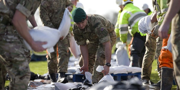 140 Häuser nach Flut in England evakuiert