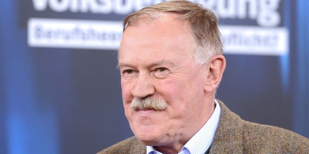 Bomben-Sieg für die Wehrpflicht