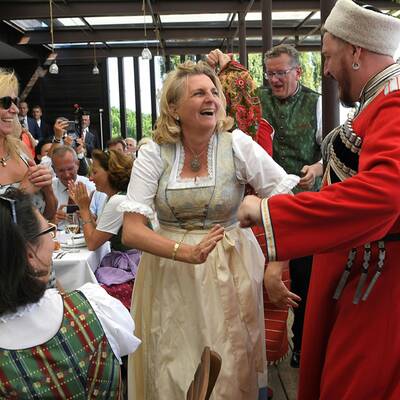 Karin Kneissl Hochzeitsfotos