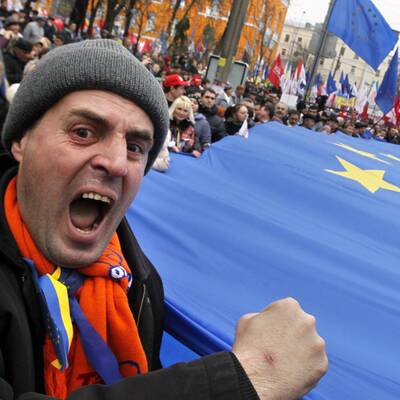 Zusammenstöße zwischen Polizei und Demonstranten.