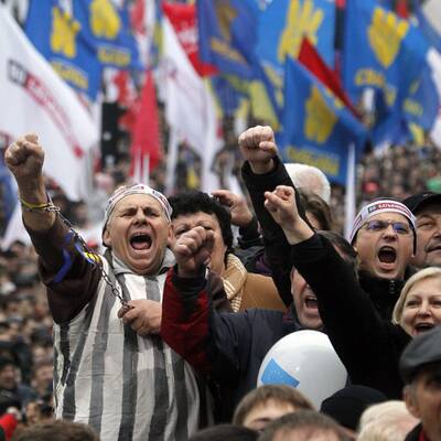 Zusammenstöße zwischen Polizei und Demonstranten.