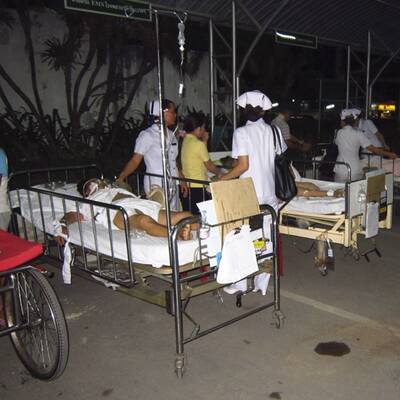 Erneut schweres Beben in Asien