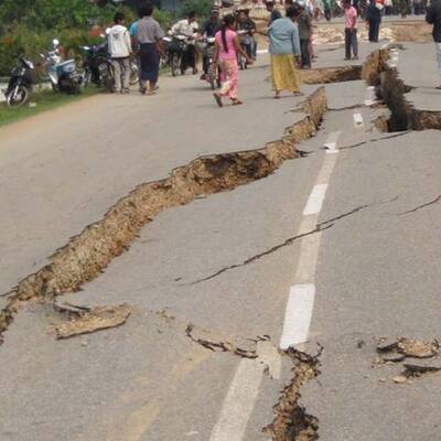 Erneut schweres Beben in Asien