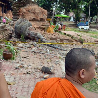Erneut schweres Beben in Asien