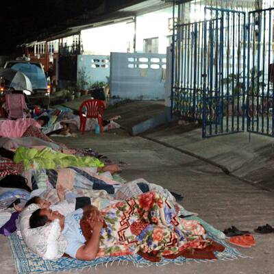 Erneut schweres Beben in Asien