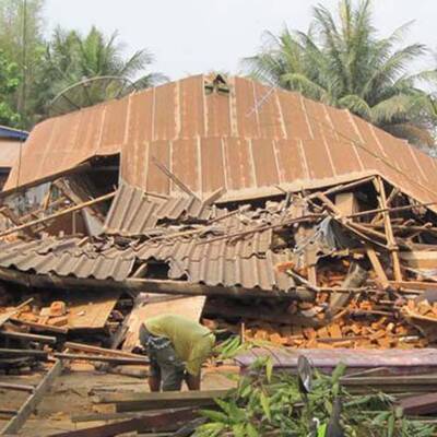 Erneut schweres Beben in Asien