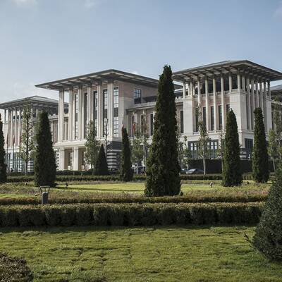 200.000 m² als Symbol für seinen Größenwahn.