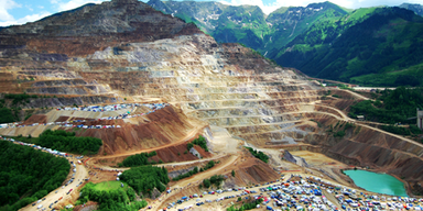 Kimi Raikkönen siegte gegen Taddy Blazusiak