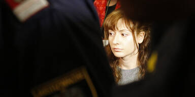 Eis-Lady hat Weinkrämpfe vor Gericht