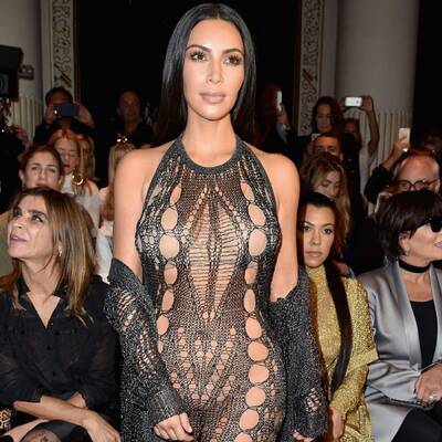 Kim Kardashian im Nacktkleid auf Fashion Week