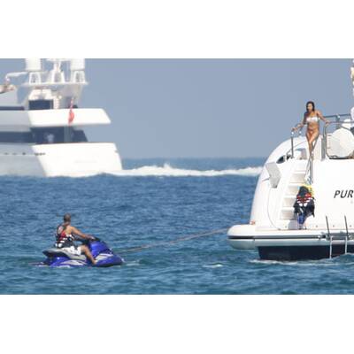 Yacht-Urlaub: Eva Longoria als Badenixe