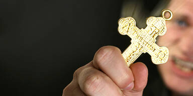 Mann trampelt Tochter bei Exorzismus tot