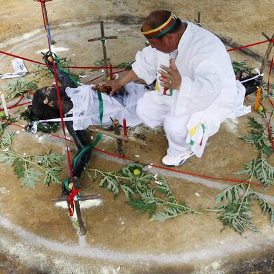 33-Jährige fühlt sich von Geistern besessen