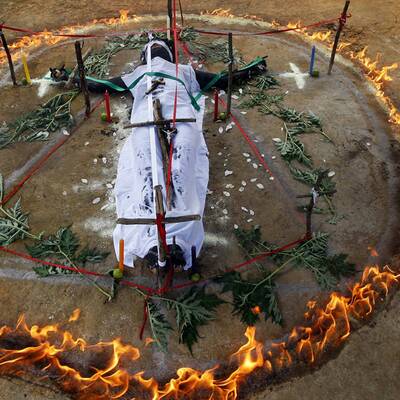 33-Jährige fühlt sich von Geistern besessen