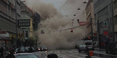 Hauseinsturz: 48-Jährige lebend geborgen