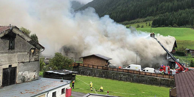 Heftige Explosion: Supermarkt flog in Tirol in die Luft