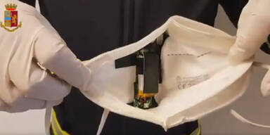 Kamera in FFP2-Maske: Betrug bei F&uuml;hrerscheinpr&uuml;fung aufgeflogen