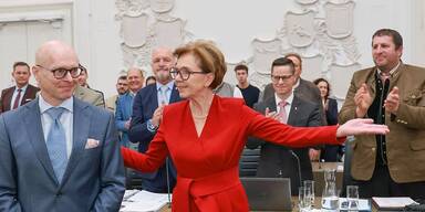 Wolfgang F&uuml;rweger nach seiner Angelobung.