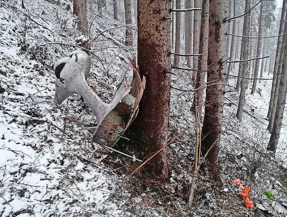 Flugzeug-Crash: Bangen um 11-Jährige