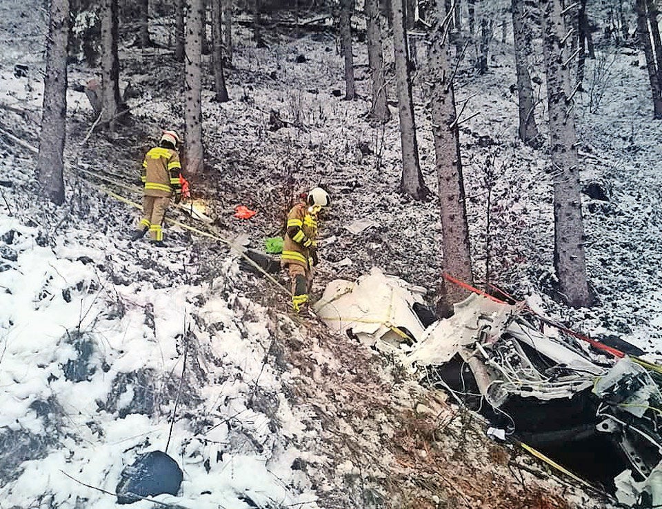 Flugzeug-Crash: Bangen um 11-Jährige